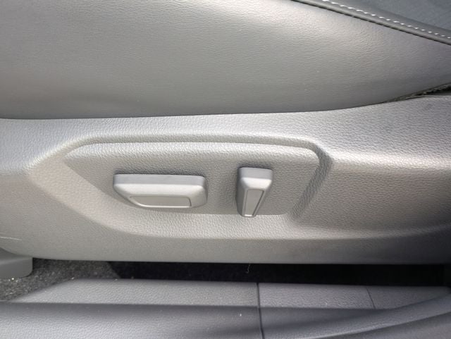 2026 Mitsubishi Eclipse Cross Base