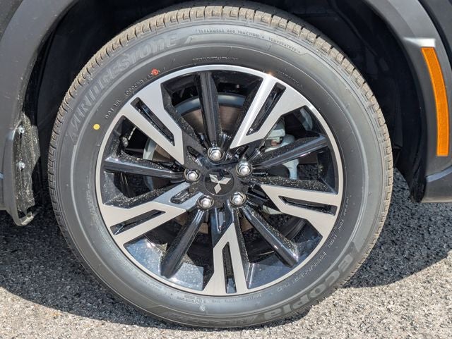 2026 Mitsubishi Eclipse Cross Base