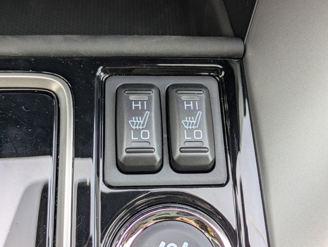 2026 Mitsubishi Eclipse Cross Base