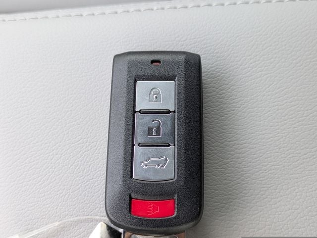 2026 Mitsubishi Eclipse Cross Base