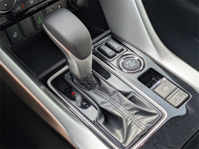 2025 Mitsubishi Eclipse Cross Base