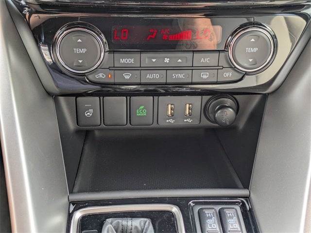 2025 Mitsubishi Eclipse Cross Base