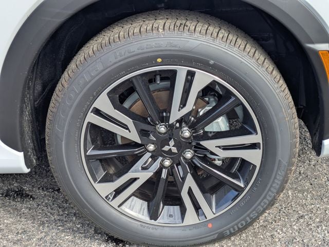 2026 Mitsubishi Eclipse Cross Base