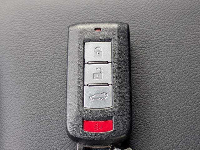 2026 Mitsubishi Eclipse Cross Base