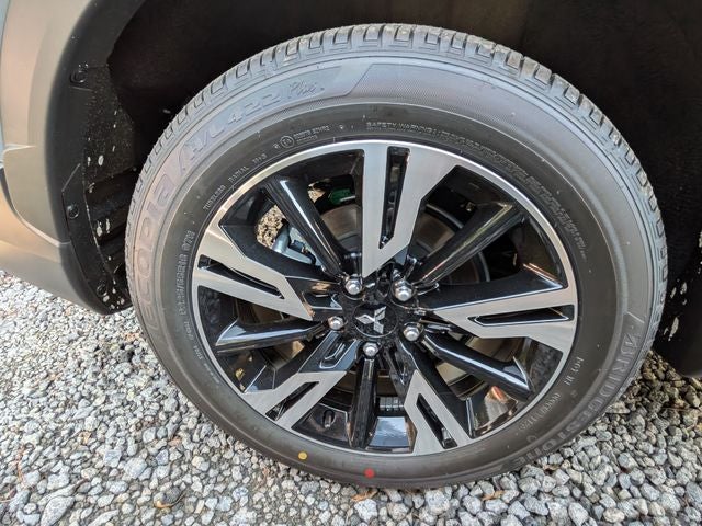 2026 Mitsubishi Eclipse Cross Base