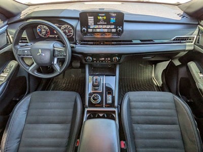 2023 Mitsubishi Outlander SE Black Edition