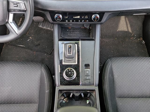 2024 Mitsubishi Outlander ES
