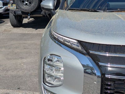 2026 Mitsubishi Outlander ES