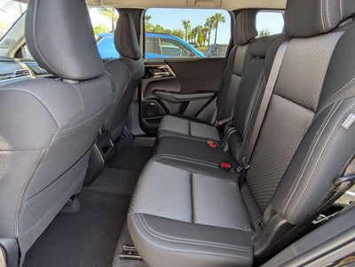 2026 Mitsubishi Outlander ES