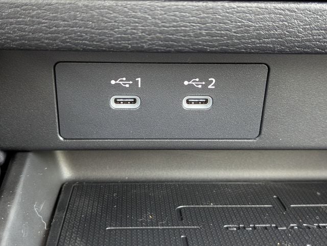 2026 Mitsubishi Outlander ES