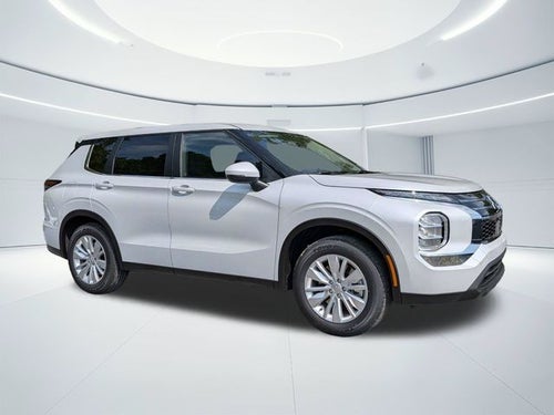 2026 Mitsubishi Outlander ES