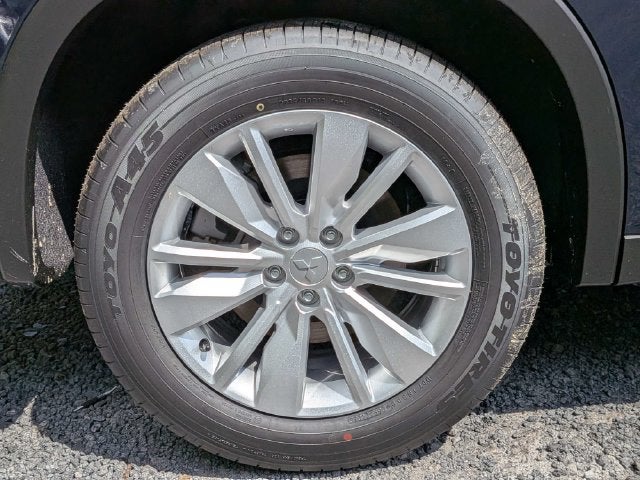 2026 Mitsubishi Outlander ES