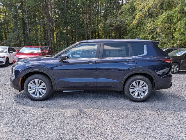 2026 Mitsubishi Outlander ES