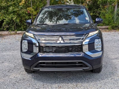 2026 Mitsubishi Outlander ES