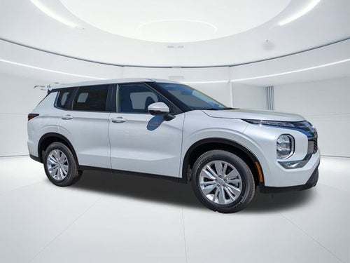 2026 Mitsubishi Outlander ES