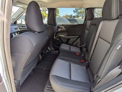 2026 Mitsubishi Outlander ES