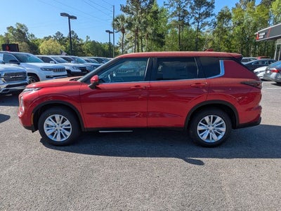 2026 Mitsubishi Outlander ES