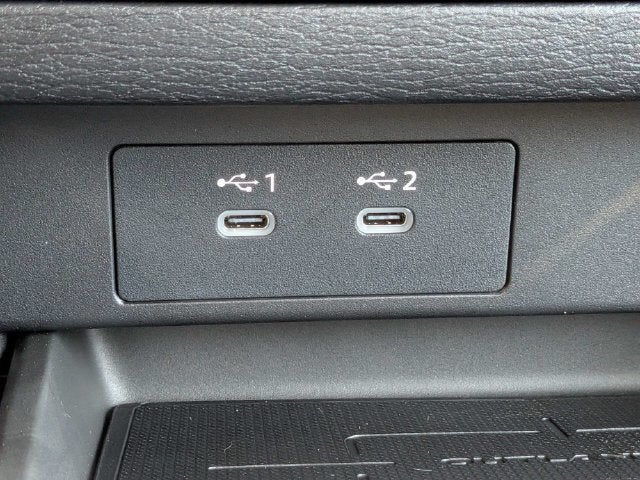 2026 Mitsubishi Outlander ES