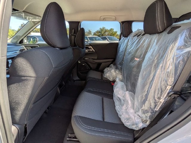 2026 Mitsubishi Outlander ES