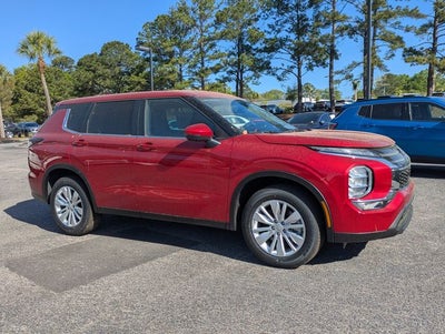 2026 Mitsubishi Outlander ES