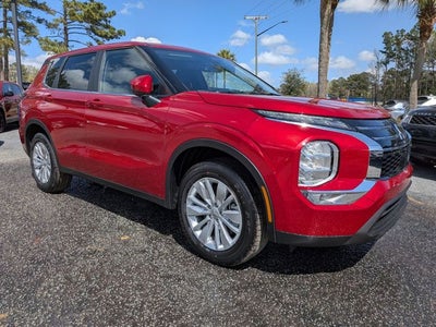 2026 Mitsubishi Outlander ES