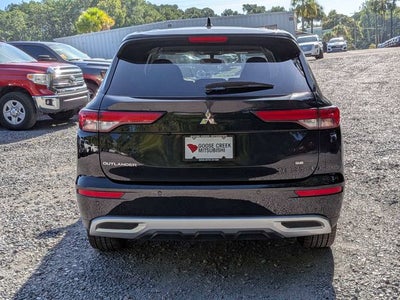 2024 Mitsubishi Outlander SE