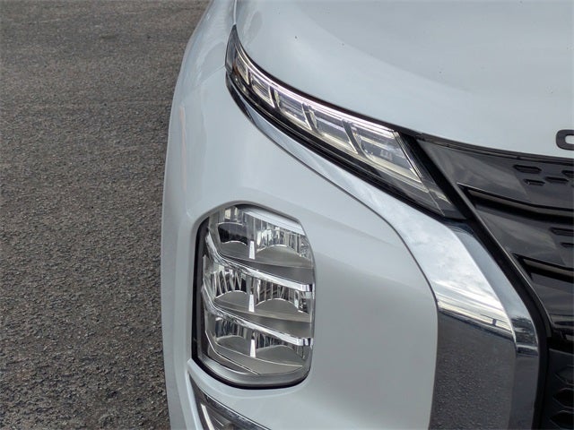 2024 Mitsubishi Outlander SE Black Edition