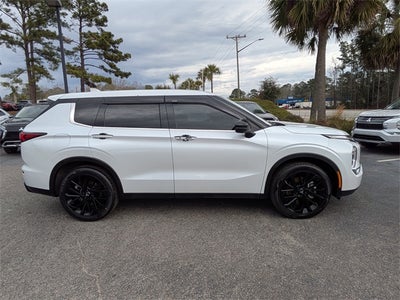 2024 Mitsubishi Outlander SE Black Edition