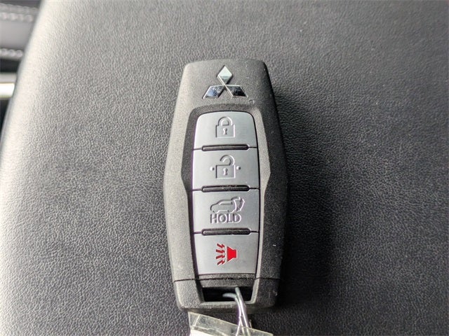 2024 Mitsubishi Outlander SE Black Edition