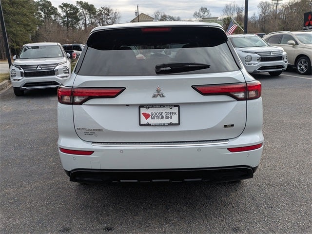 2024 Mitsubishi Outlander SE Black Edition