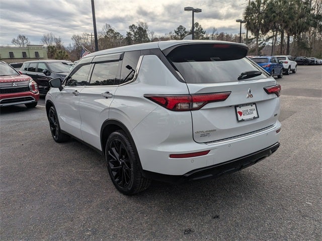 2024 Mitsubishi Outlander SE Black Edition