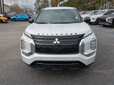 2024 Mitsubishi Outlander SE Black Edition