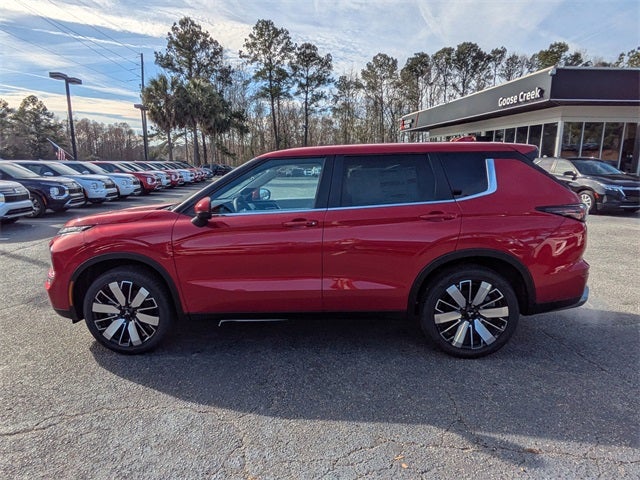 2025 Mitsubishi Outlander SE