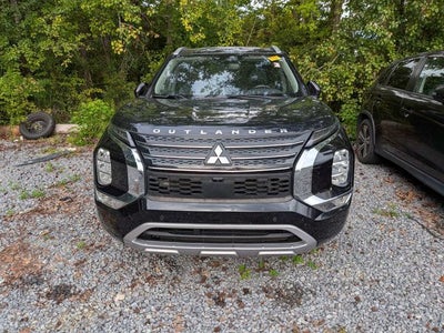 2023 Mitsubishi Outlander SEL