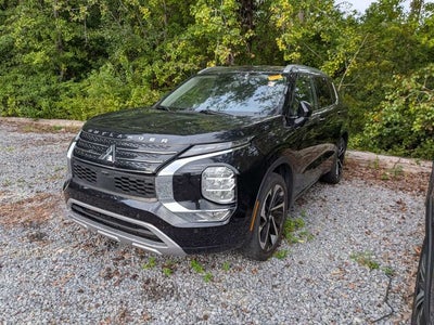 2023 Mitsubishi Outlander SEL