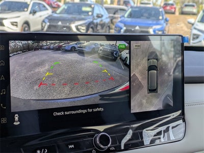 2025 Mitsubishi Outlander SE