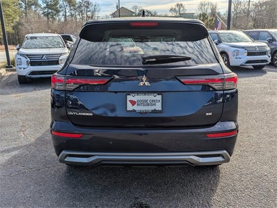 2025 Mitsubishi Outlander SE