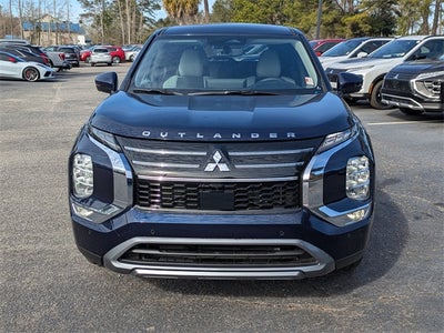 2025 Mitsubishi Outlander SE
