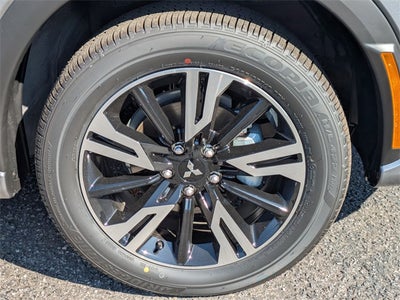 2025 Mitsubishi Outlander SE