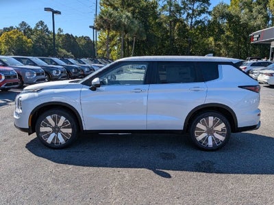 2026 Mitsubishi Outlander SE