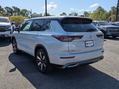 2026 Mitsubishi Outlander SE