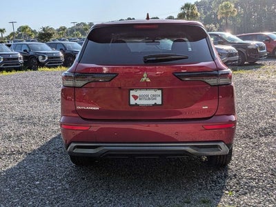 2026 Mitsubishi Outlander SE
