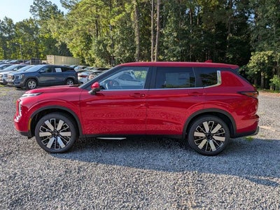 2026 Mitsubishi Outlander SE