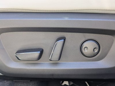 2026 Mitsubishi Outlander Base