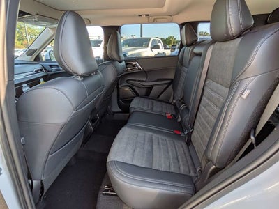 2026 Mitsubishi Outlander SE