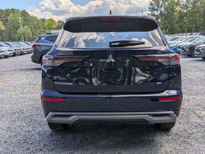2026 Mitsubishi Outlander SE
