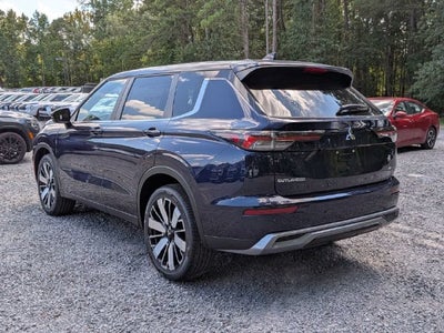 2026 Mitsubishi Outlander SE