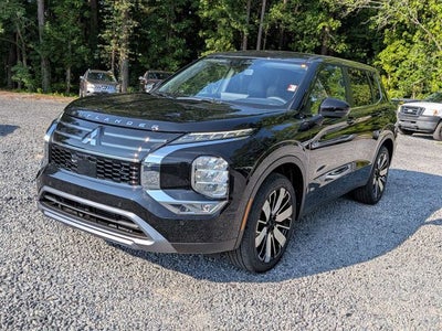 2026 Mitsubishi Outlander SE
