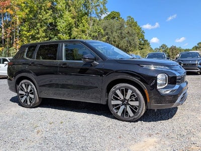 2026 Mitsubishi Outlander SE