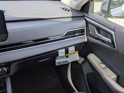 2026 Mitsubishi Outlander Base